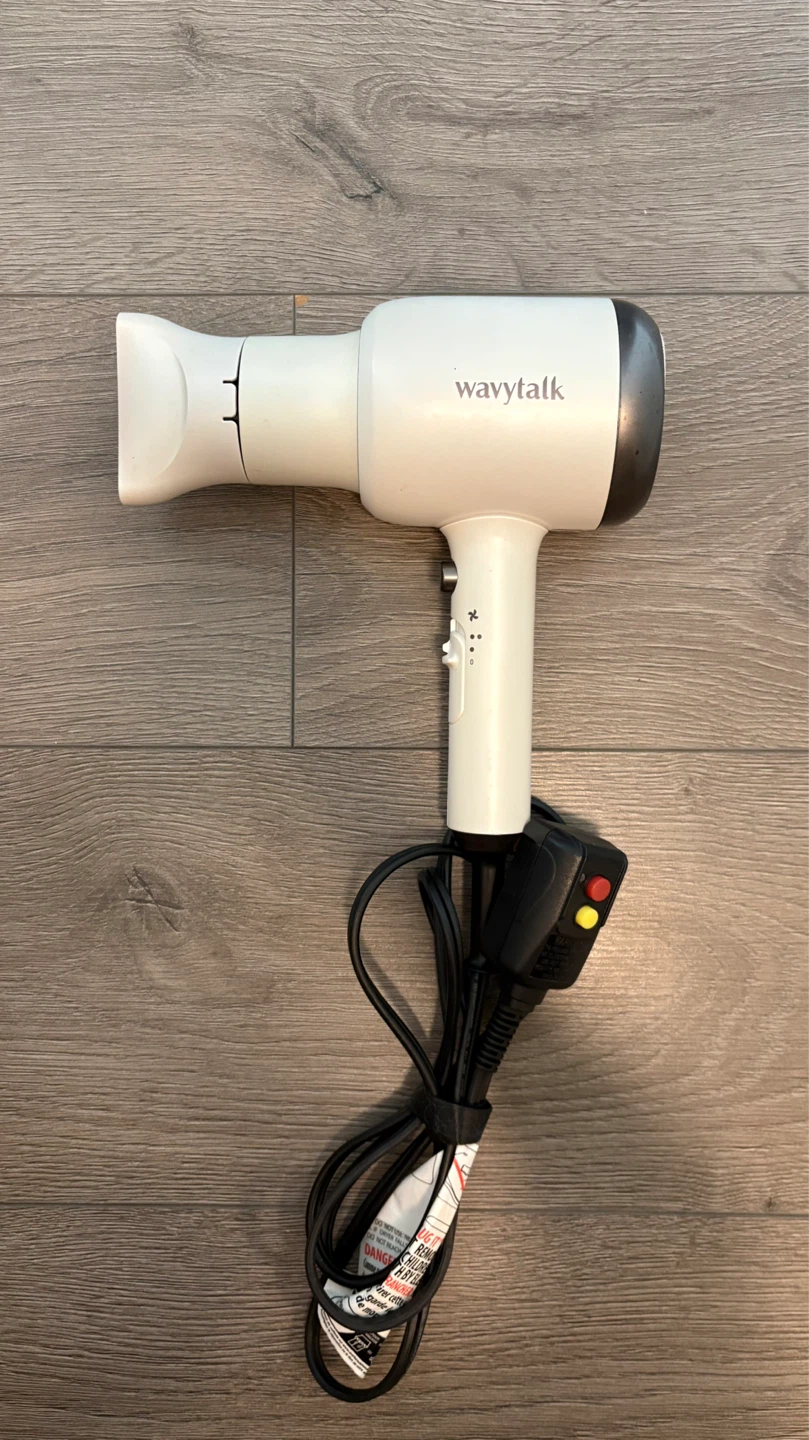 Wavytalk White Hair Dryer
