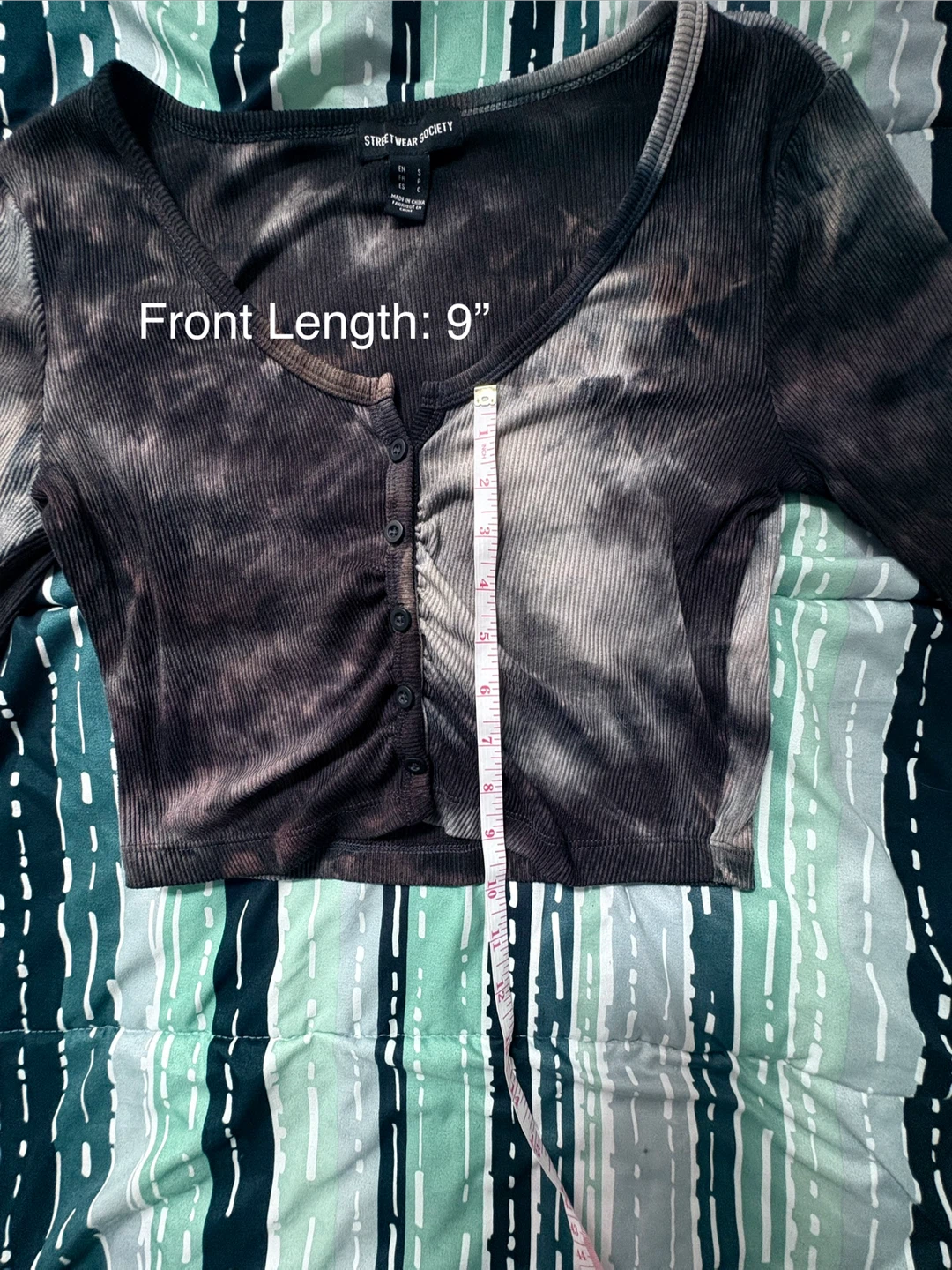 Long Sleeve Cropped Tie-Dye Button Front Top - photo 3