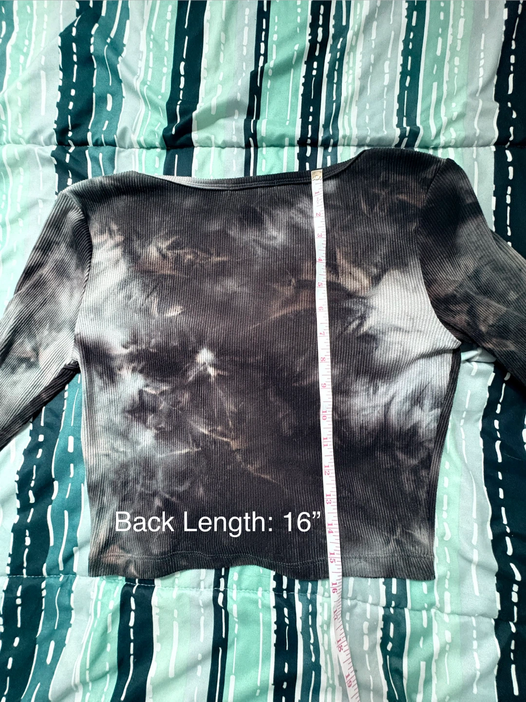 Long Sleeve Cropped Tie-Dye Button Front Top - photo 5