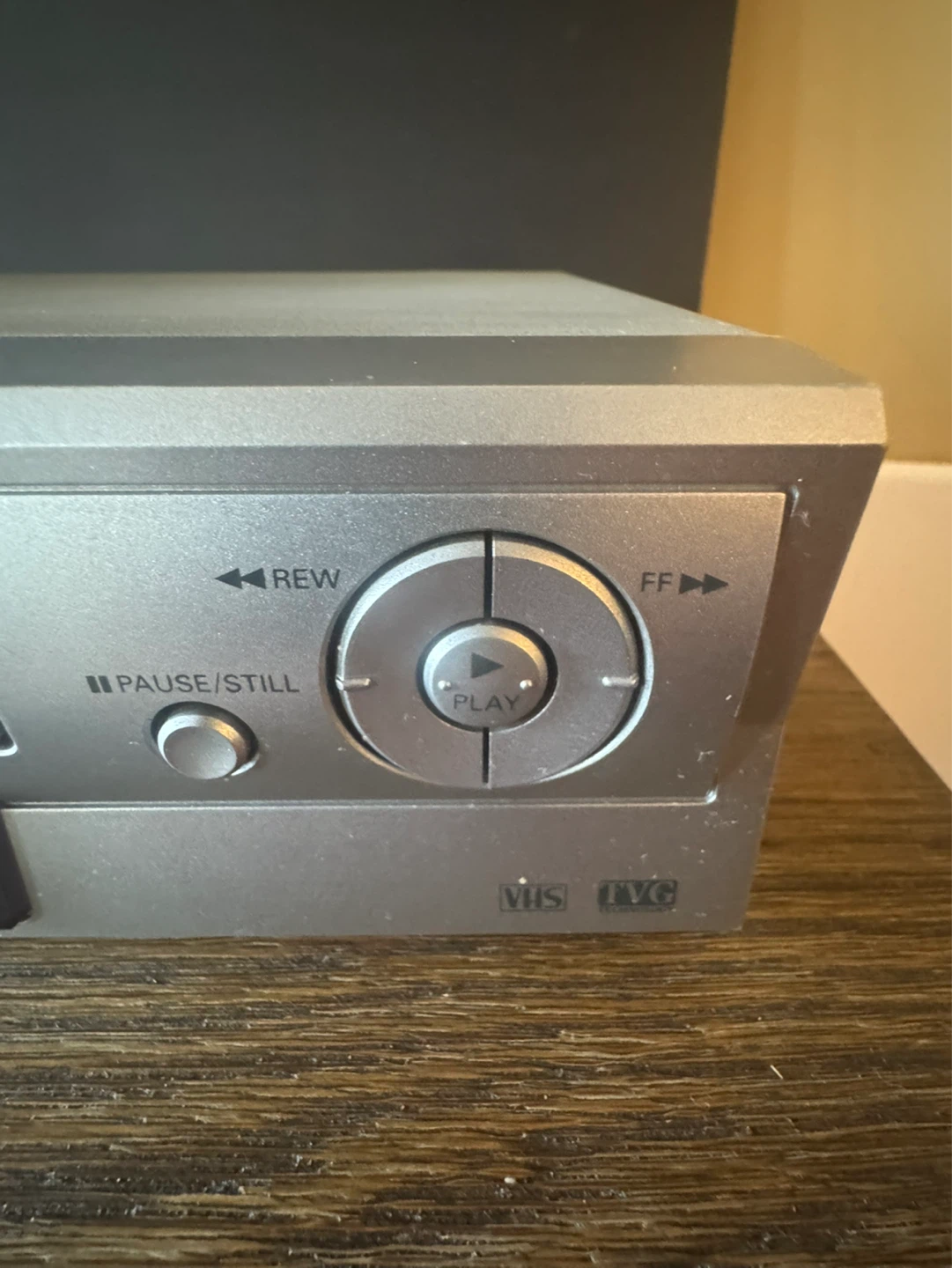 Sanyo 4-Head Hi-Fi VCR VWM-900 - photo 4