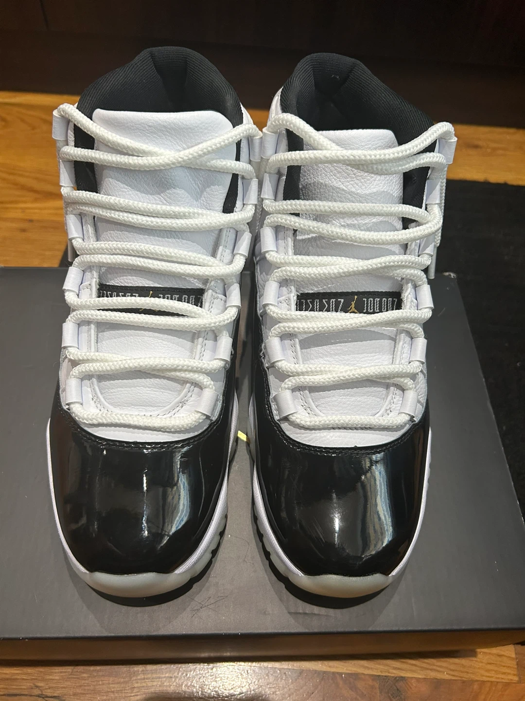Air Jordan 11 Retro Low "Black Concord" Youth Size 6.5 - photo 4