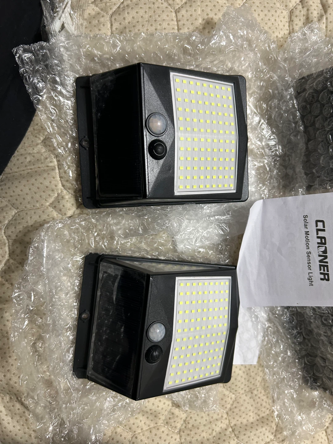 New-CLAONER Solar Motion Sensor Lights (4 Pack) - photo 3