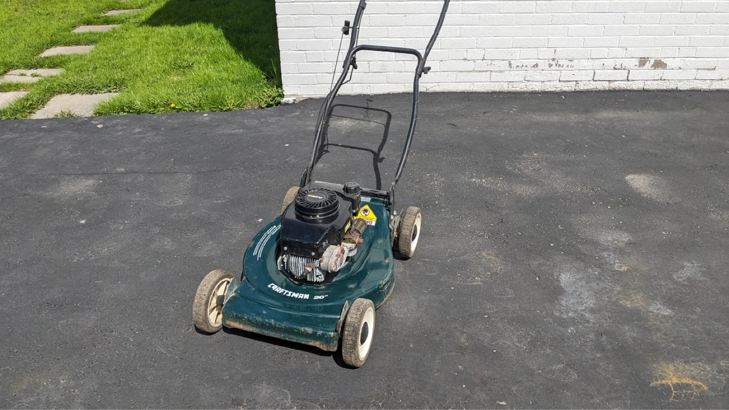 Craftsman 20” lawnmower $80 - photo 4