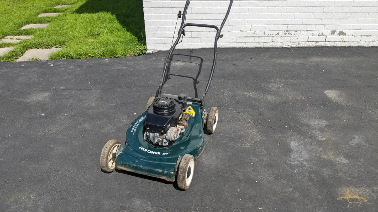 Craftsman 20” lawnmower $80 - photo 4