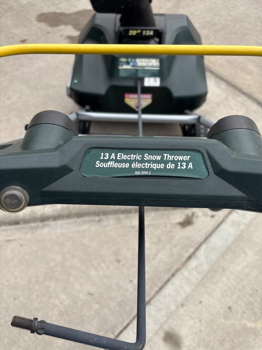 Yardworks 13A Electric Snow Thrower 20" - photo 3