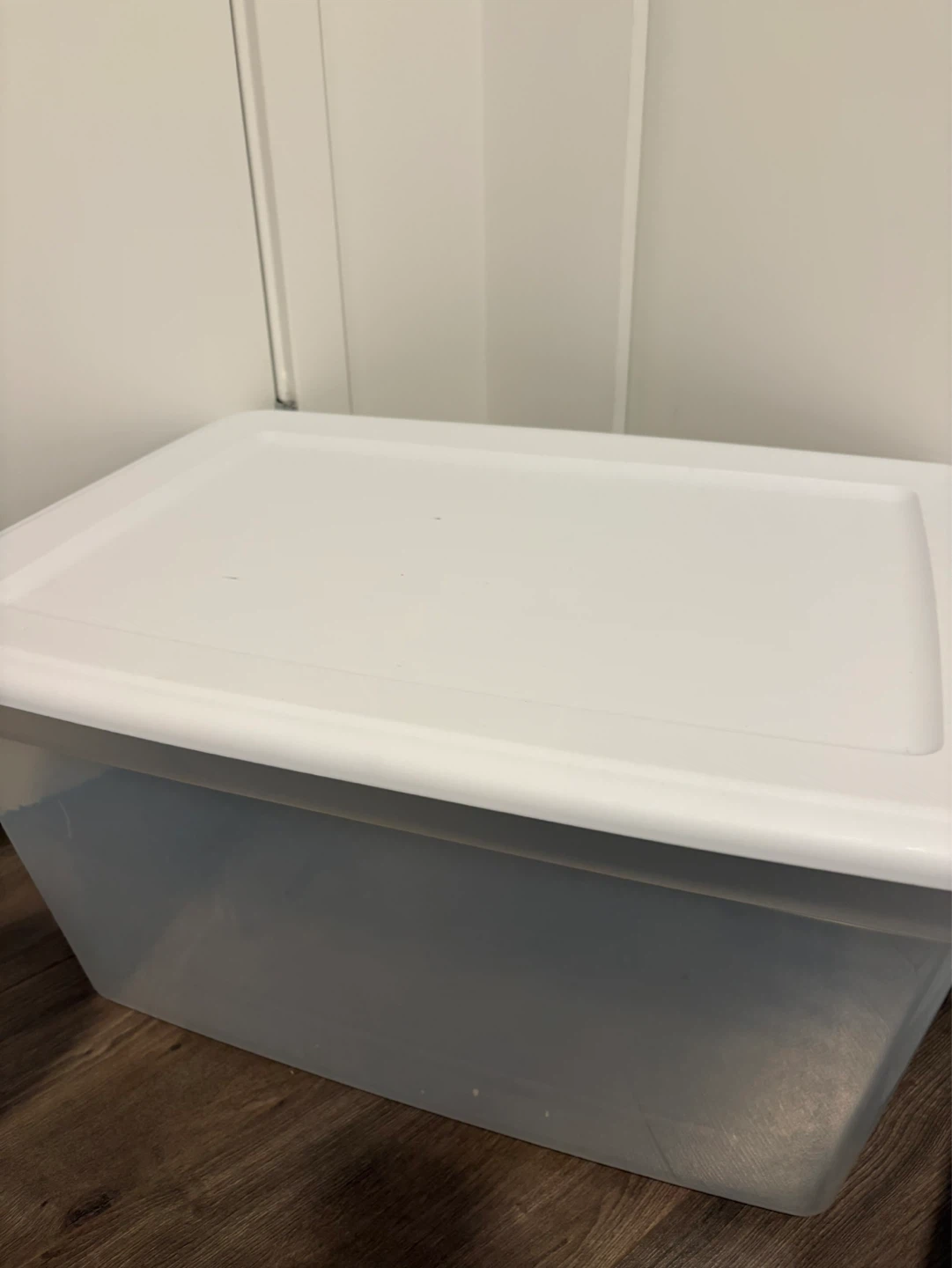 Sterilite Storage Bin - 19L / 55 L
