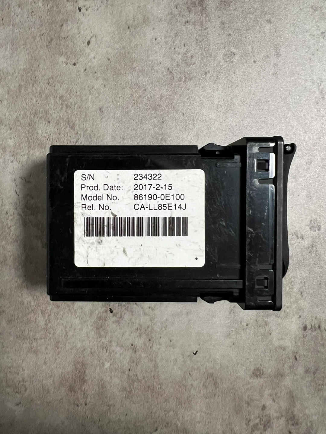Center Console AUX USB Port Adapter - photo 3