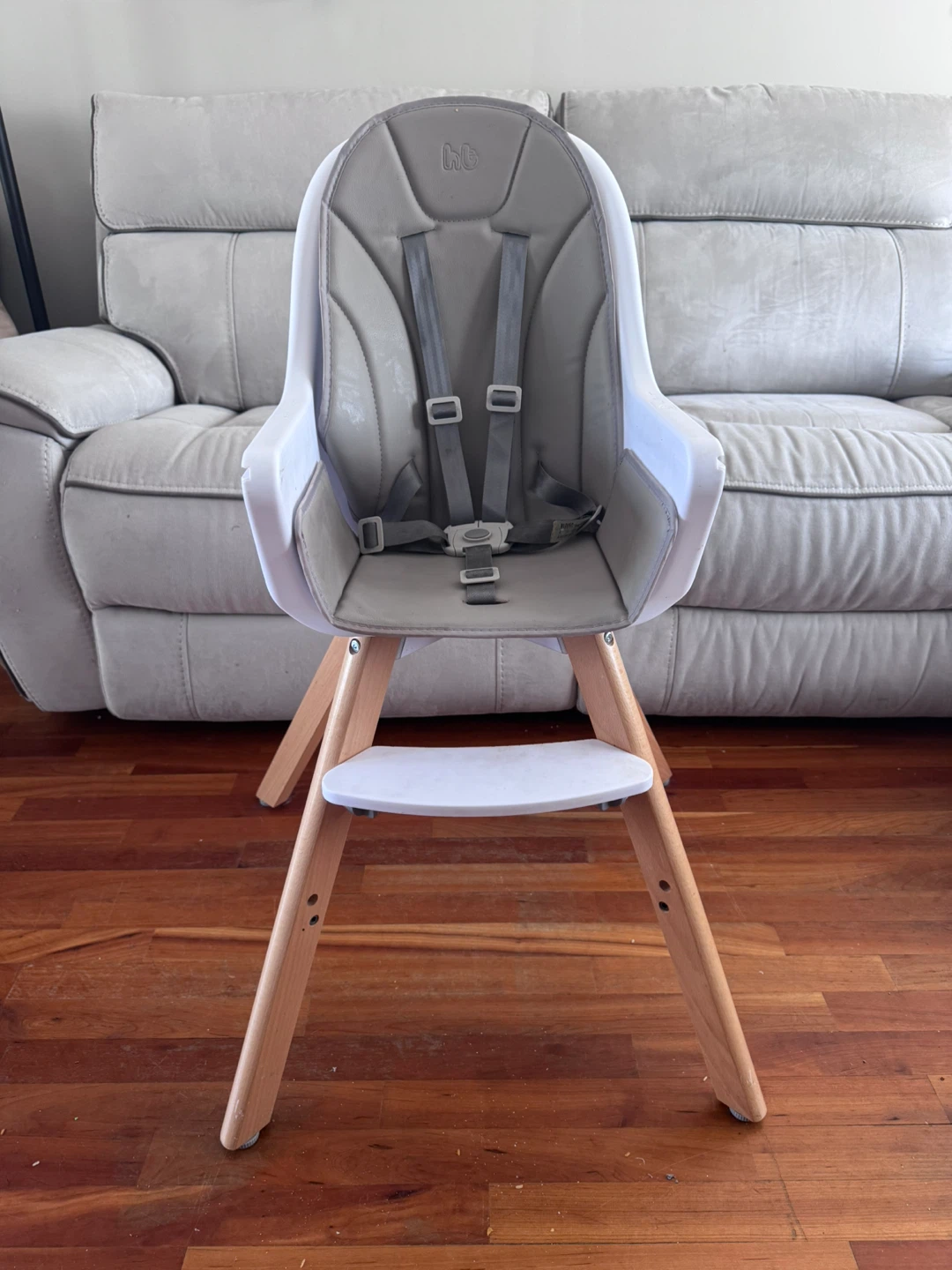 High Chair with Tray - photo 4