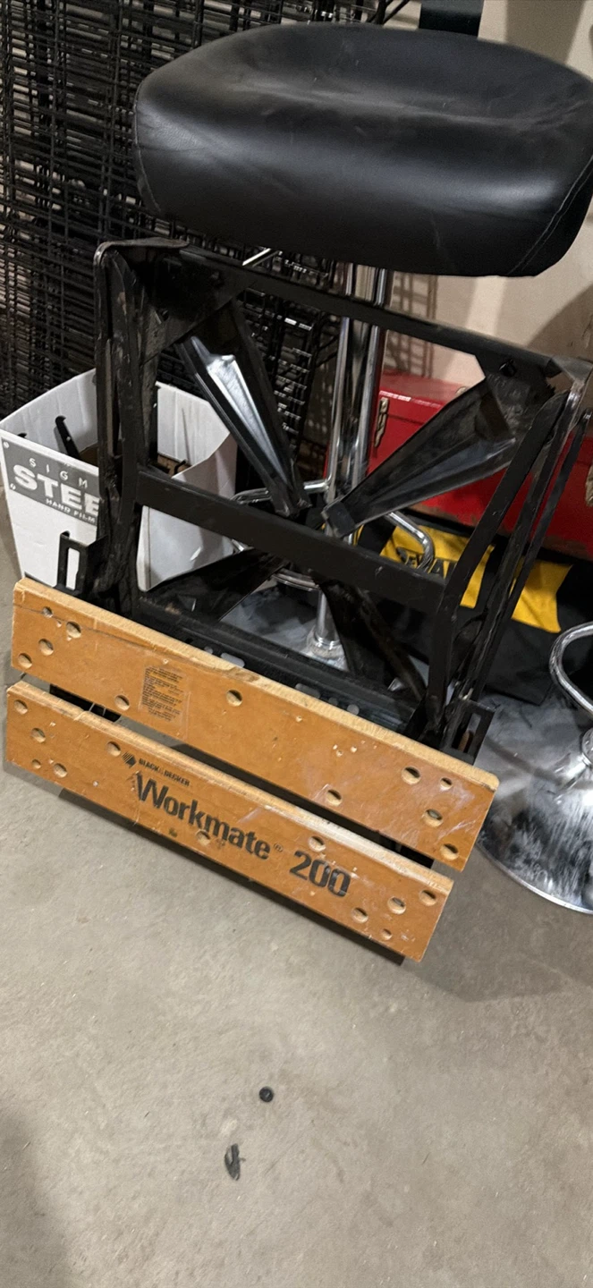 BLACK+DECKER Workmate 200 Portable Workbench