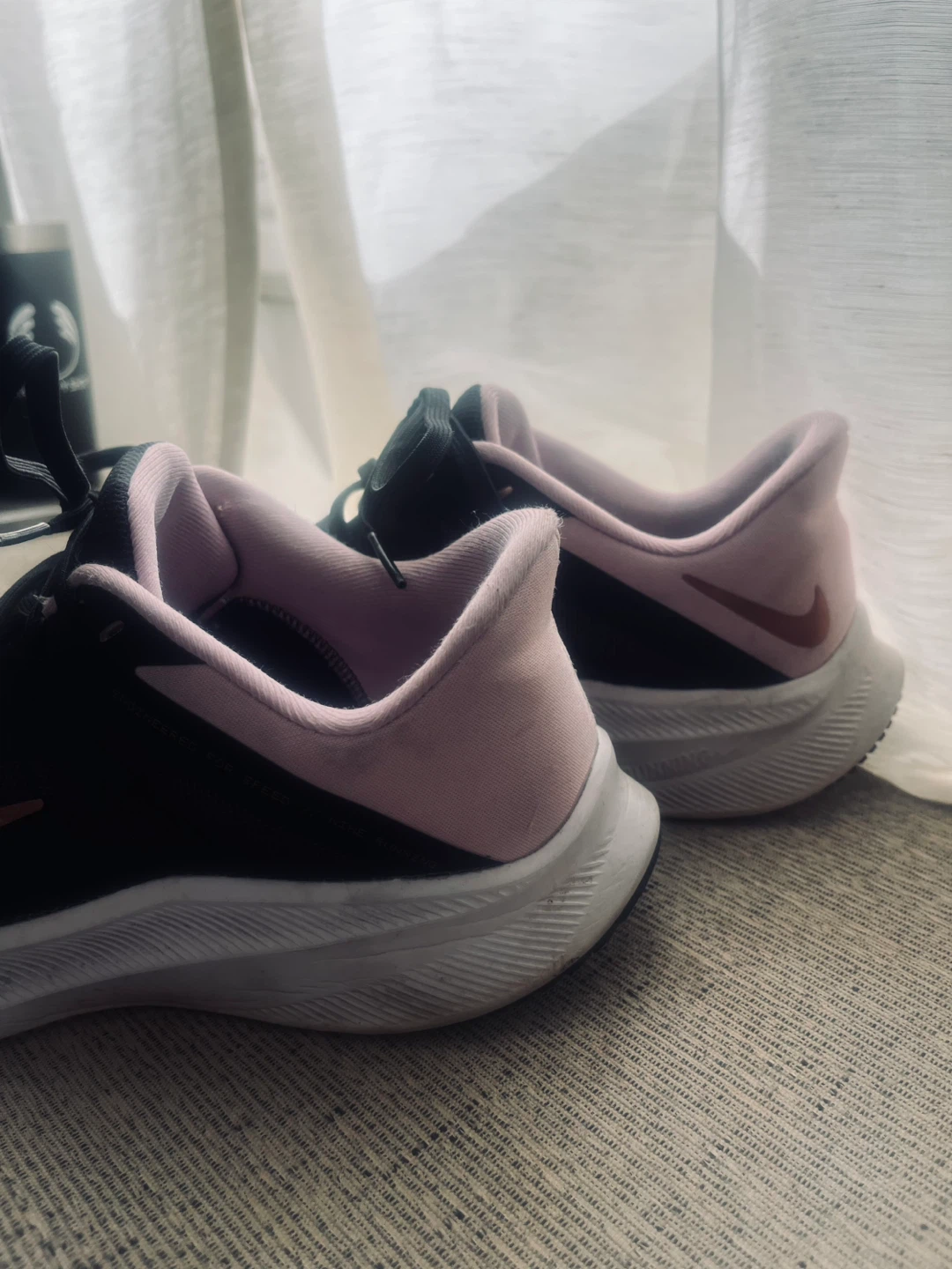 Nike Women's size 9 Running Shoes Black/Pink - photo 5