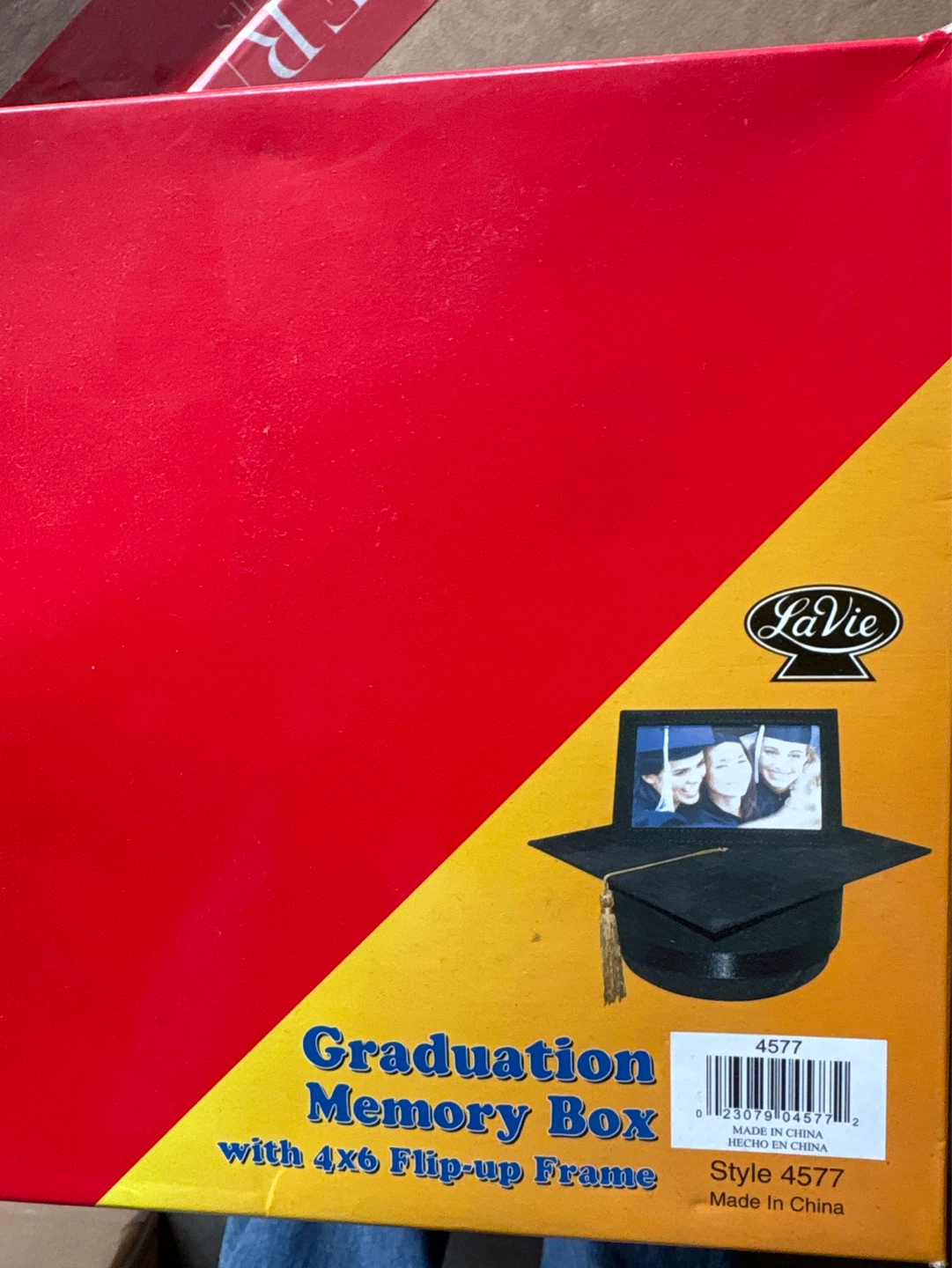 LaVie Graduation Memory Box with 4x6 Flip-up Frame