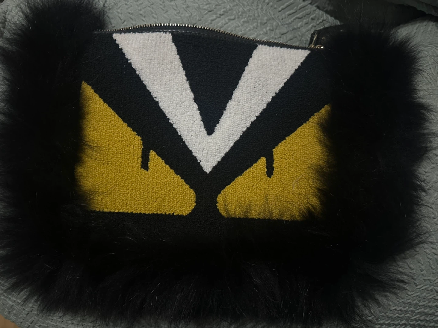Black clutch