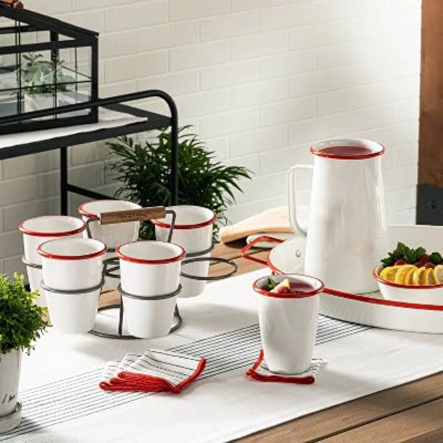 Hearth & Hand™ with Magnolia Drink caddy + 6 enamel-coated cups - photo 5