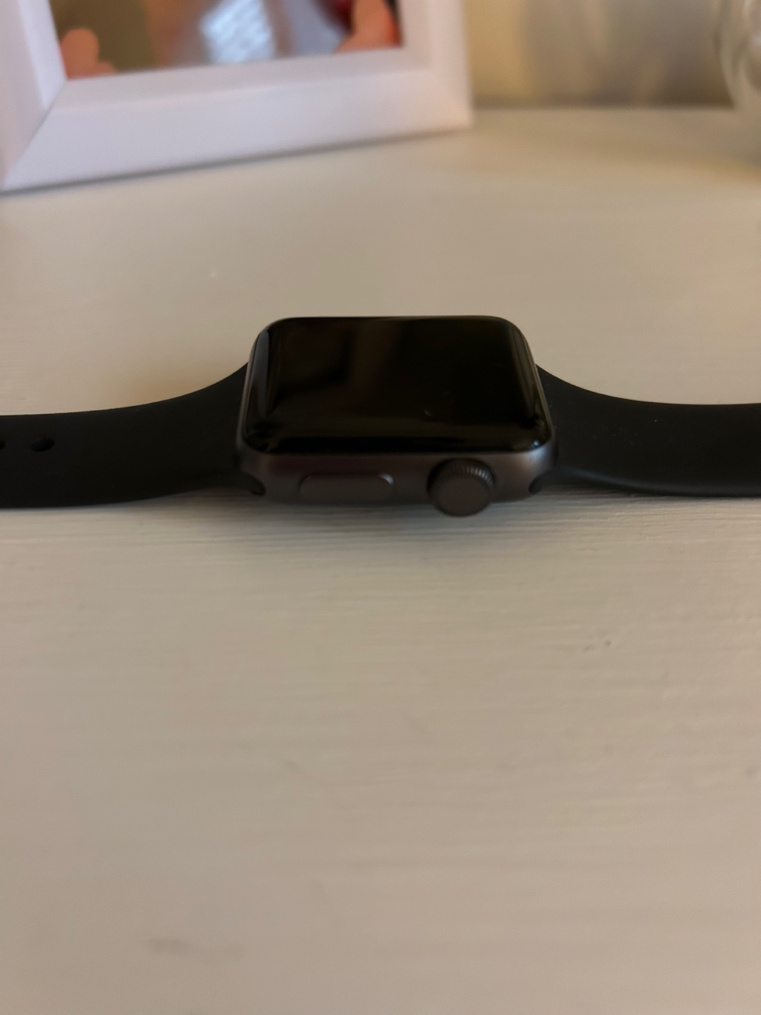 Apple Watch Series 3 - 38mm Space Gray Aluminum - photo 3