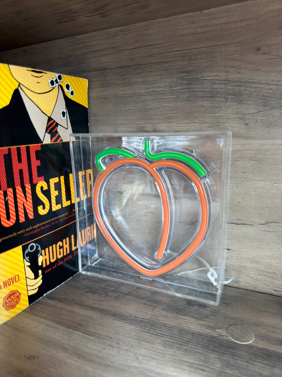Peach Neon Sign - USB connected - photo 2