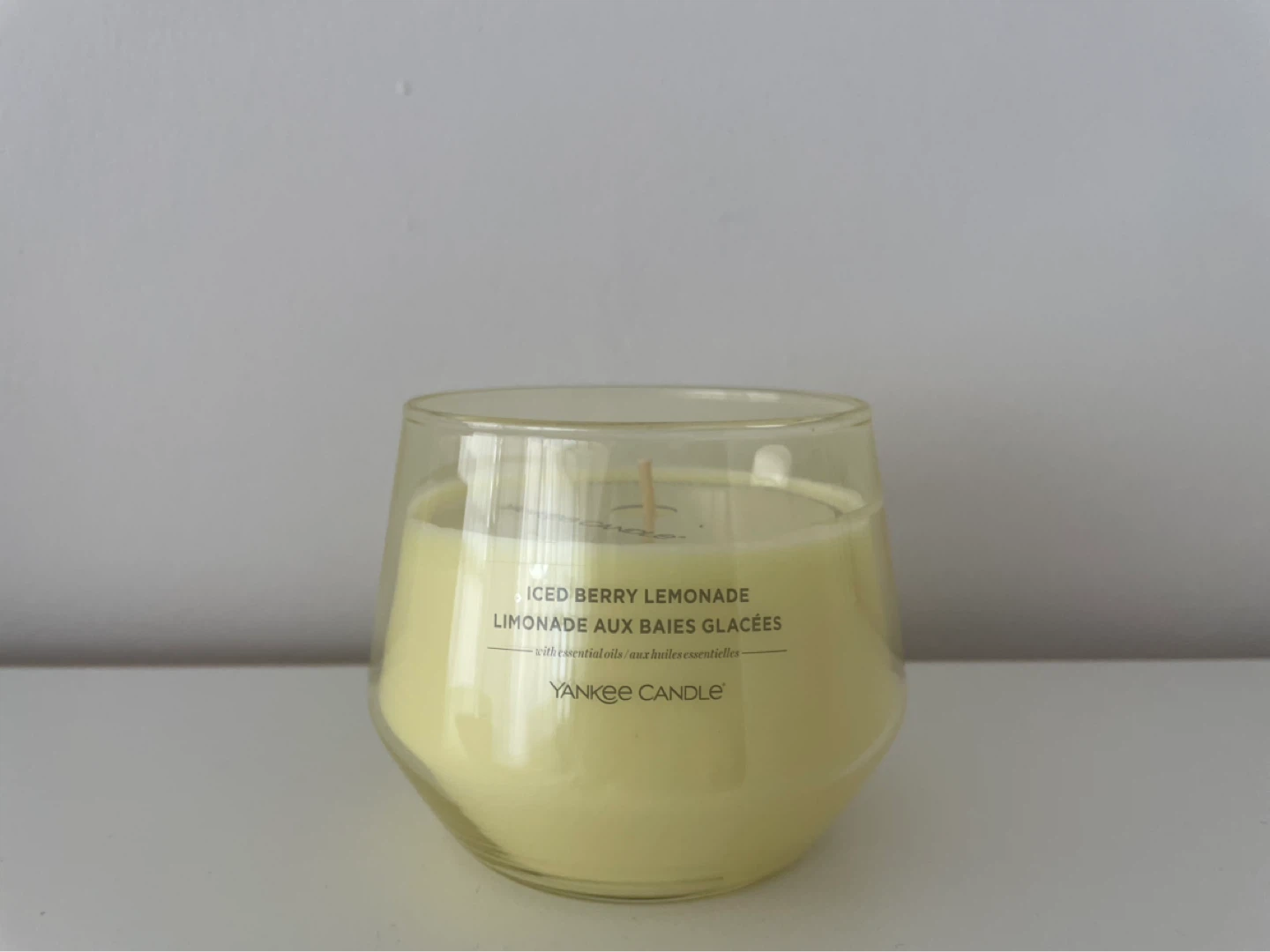 NEW! Yankee Candle Iced Berry Lemonade Jar Candle