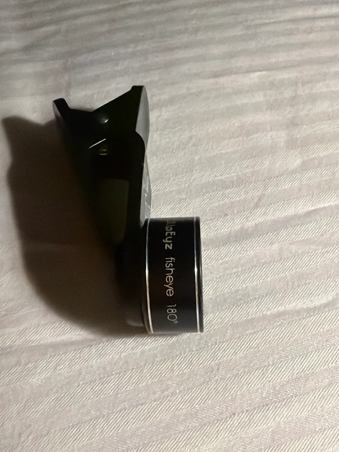 Clip-Eyez Fisheye 180° Phone Camera Lens - photo 2