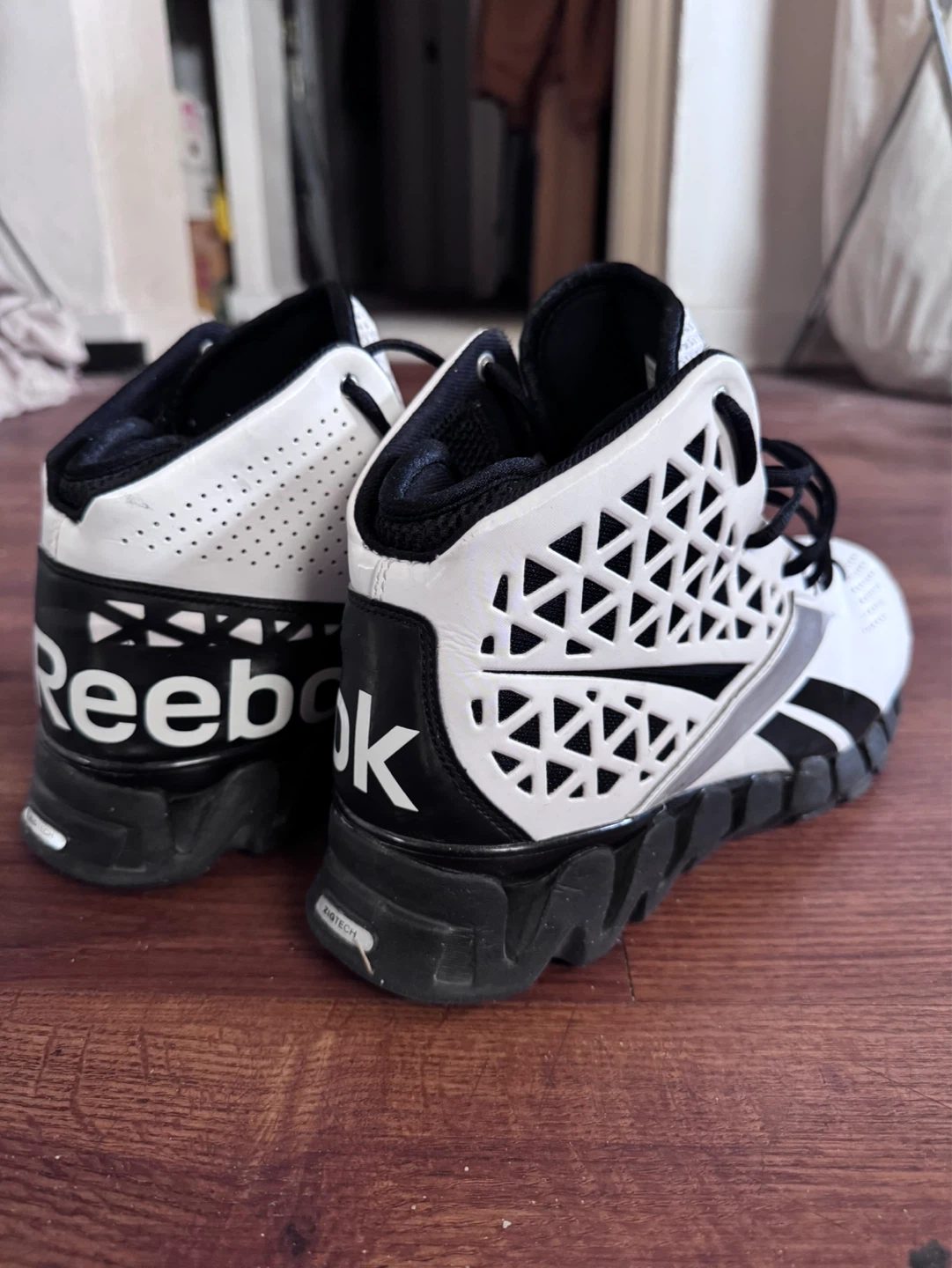 Reebok ZigTech Mid Top Basketball Shoes - photo 3
