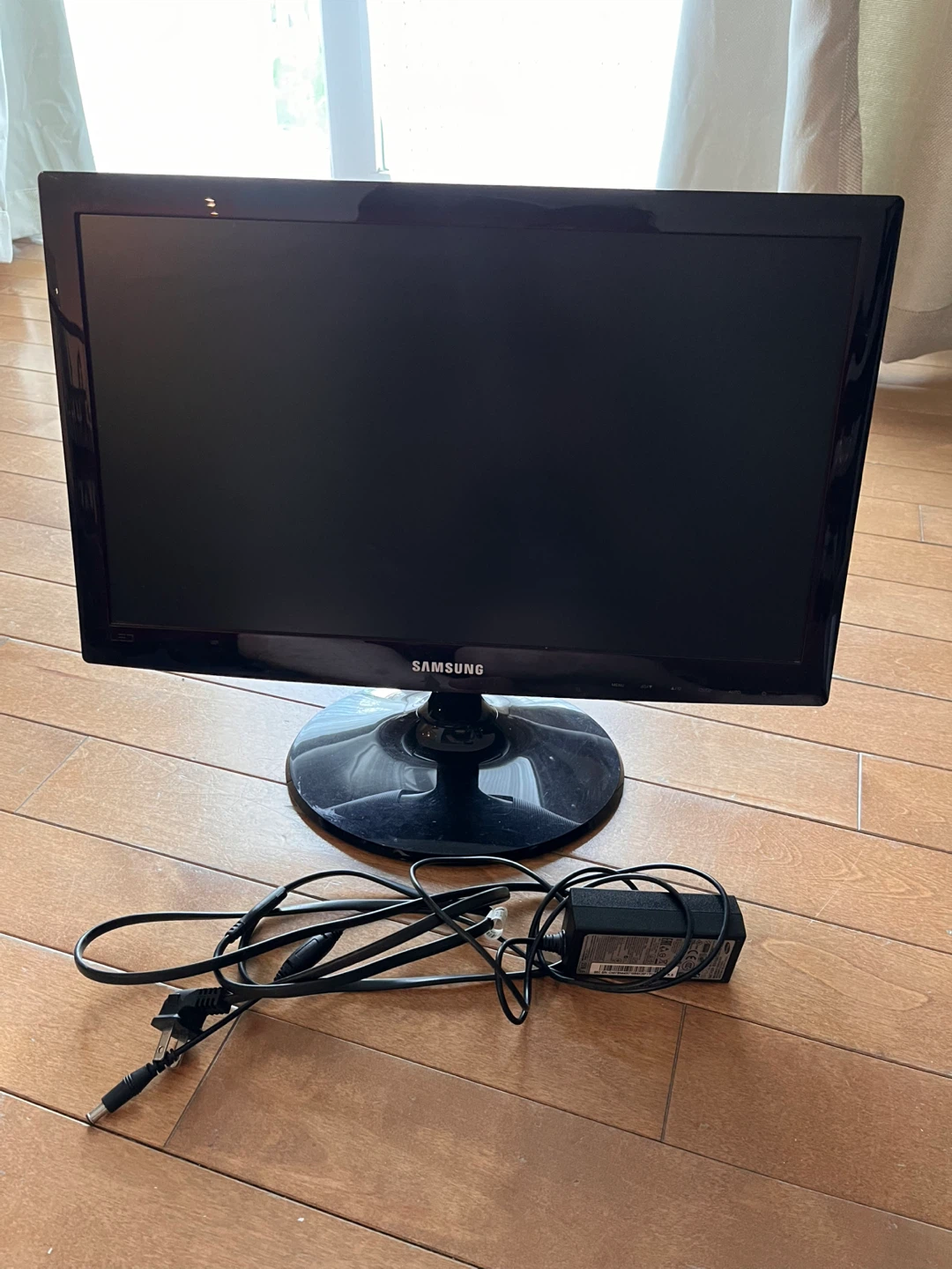 Samsung Monitor with Power Adapter