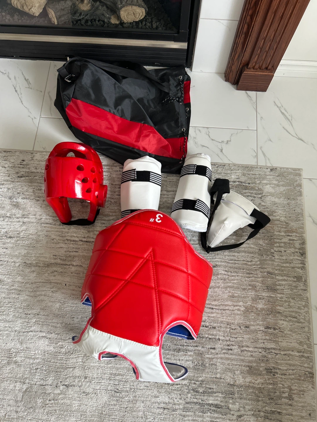 Taekwondo Sparring Gear Set - Red/White