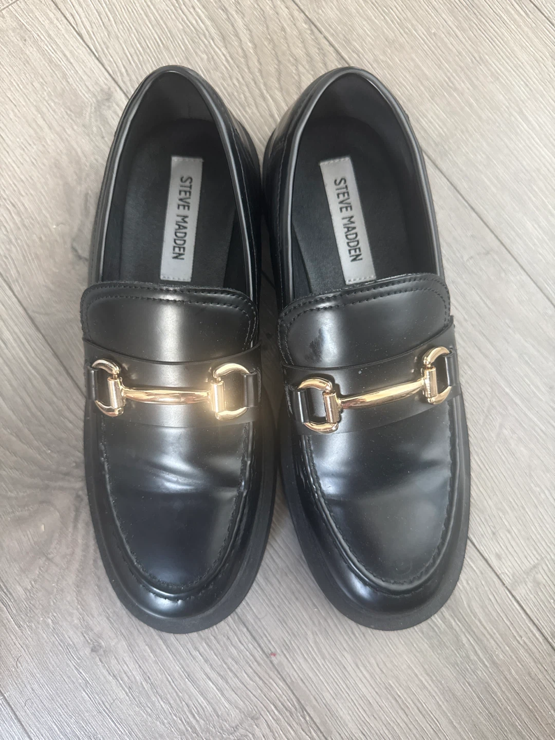 Steve Madden Black Loafers with Gold Buckle - photo 3