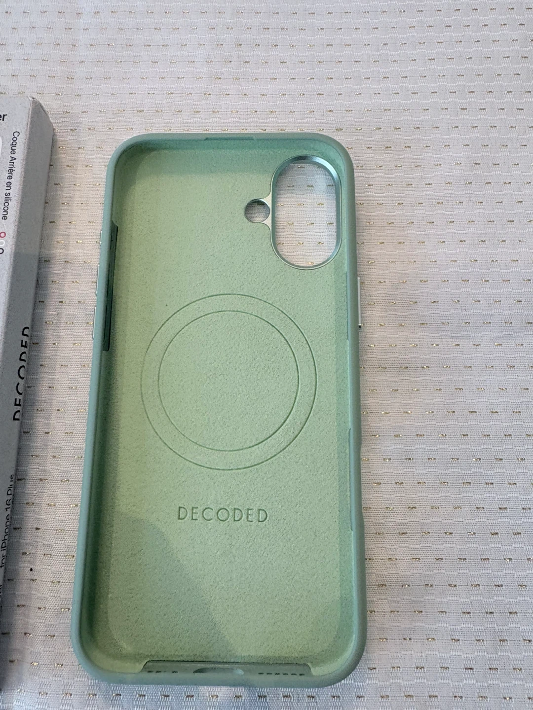 DECODED Silicone & Leather Back Covers for iPhone 16 Plus - photo 4