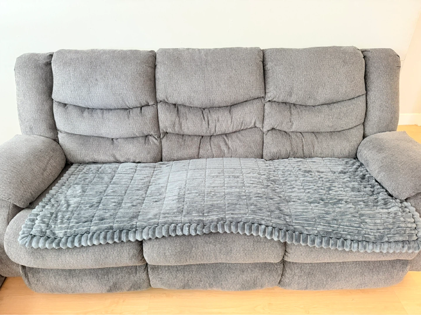 Grey Plush Sofa recliners