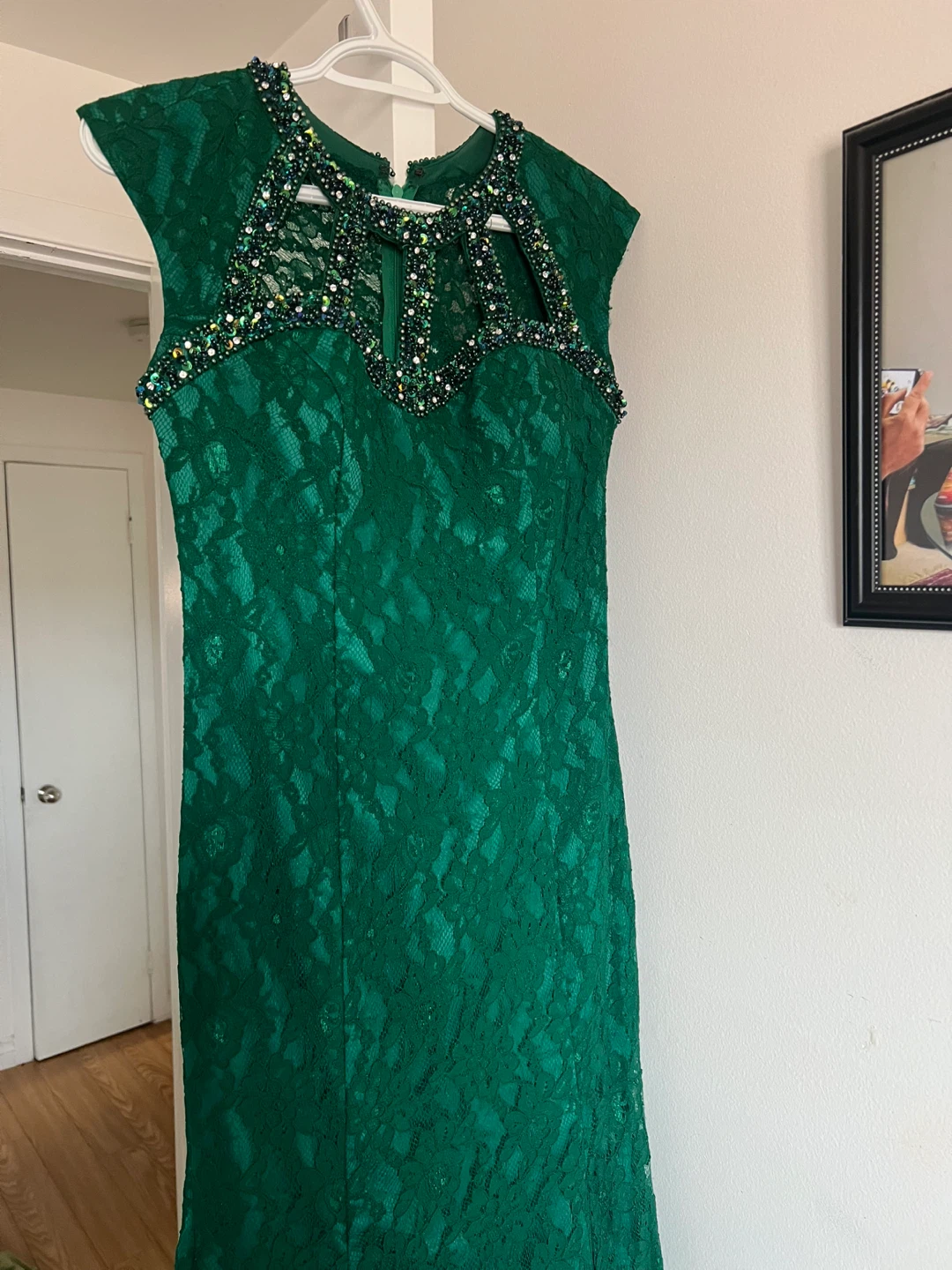 Green Lace Embellished Cocktail Dress
