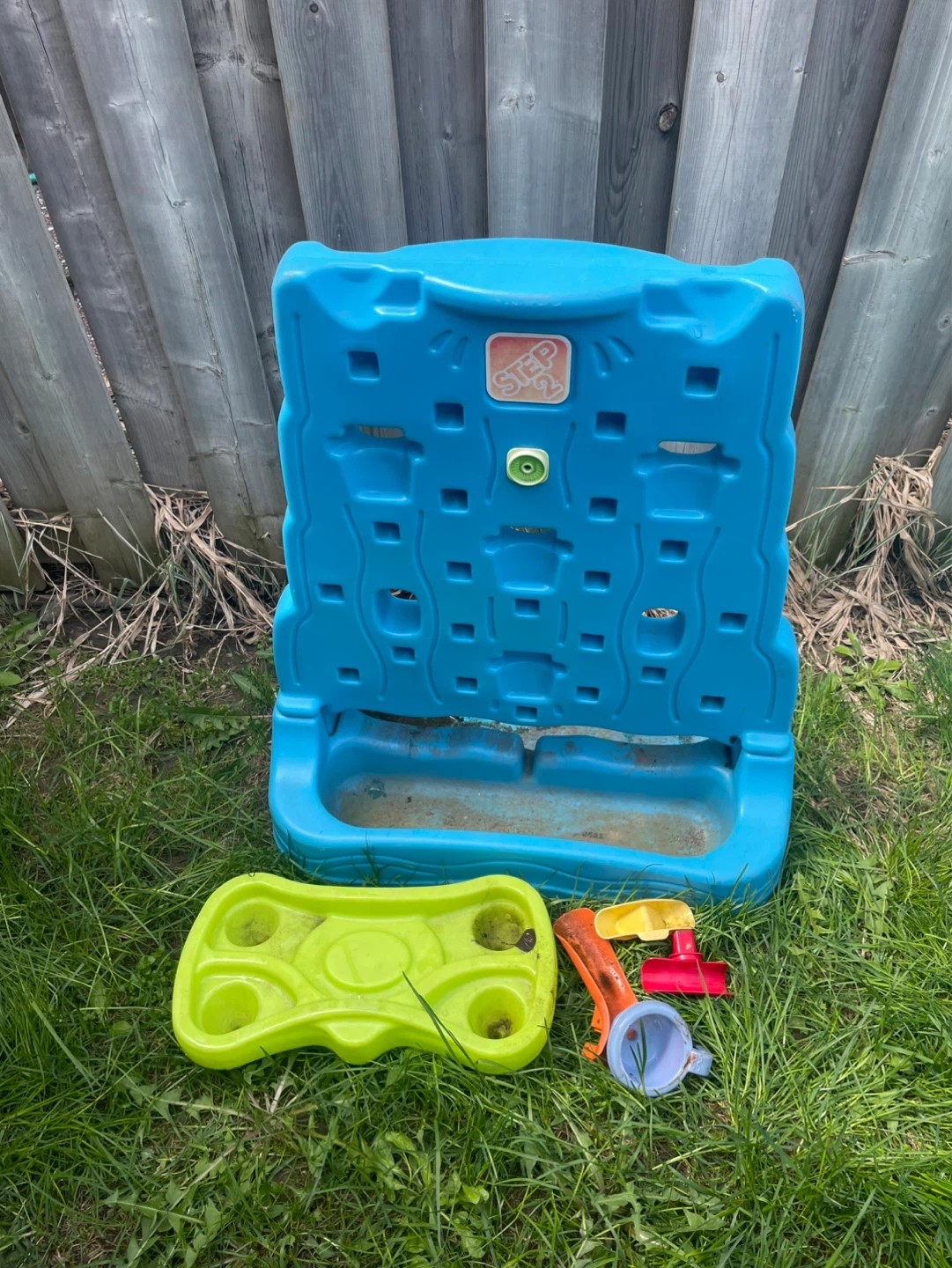 Step2 Water Table with Accessories