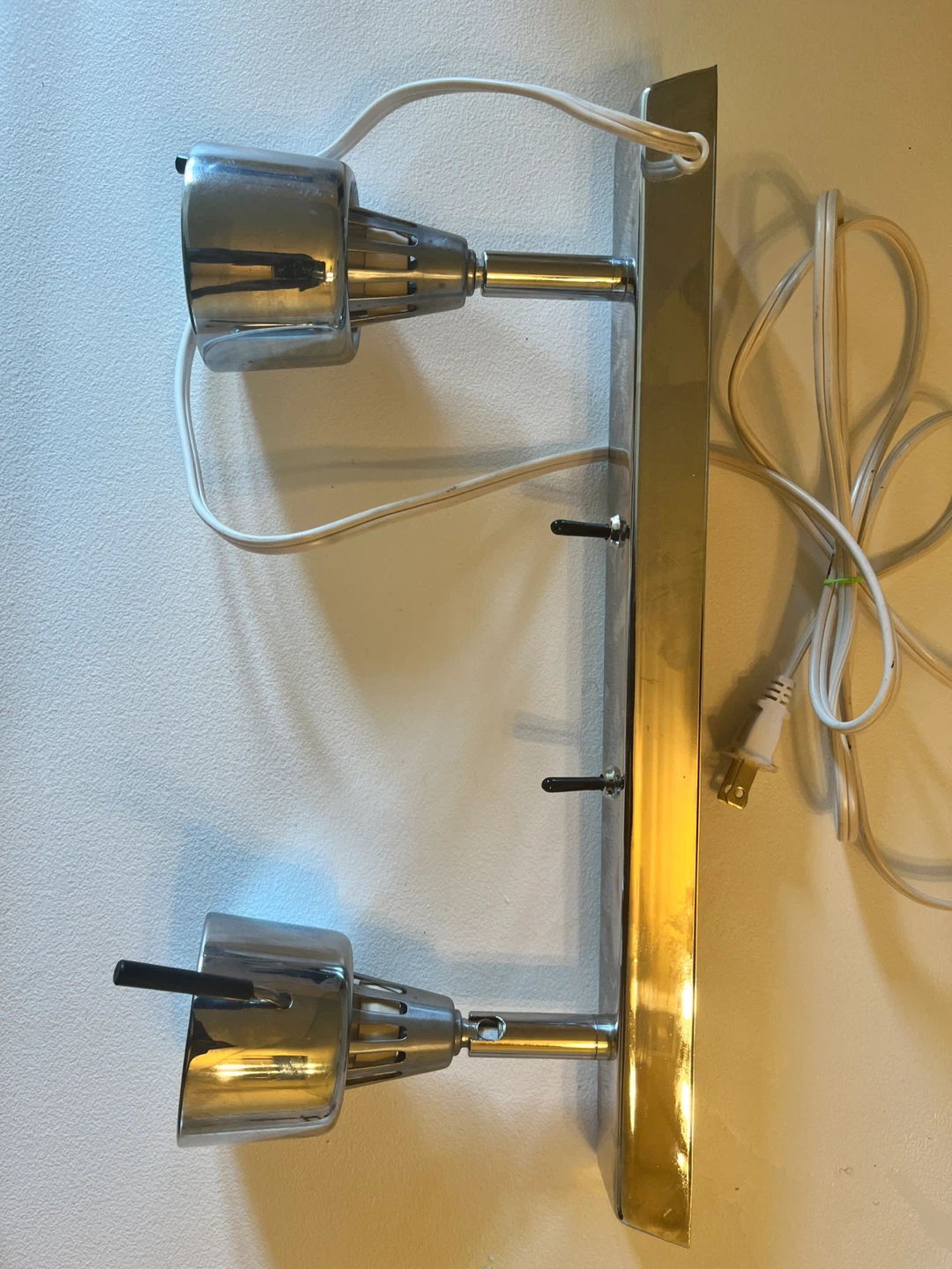 Chrome Double Spotlight Lamp - photo 3