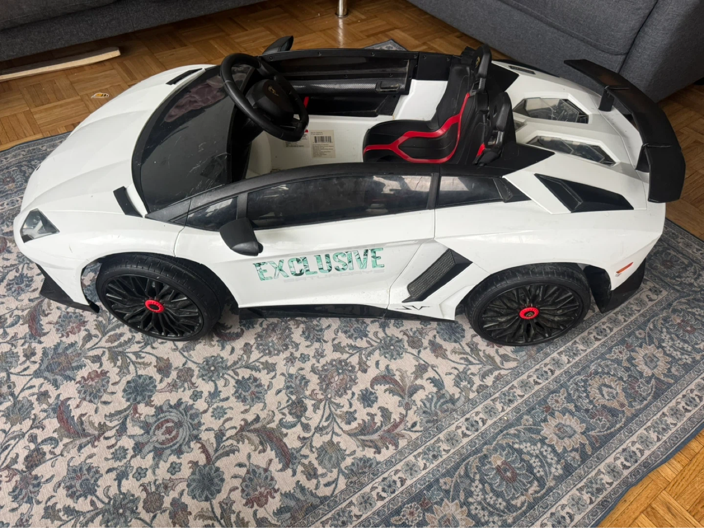 Ride-On Lamborghini Aventador SV Roadster Electric Toy Car - photo 2