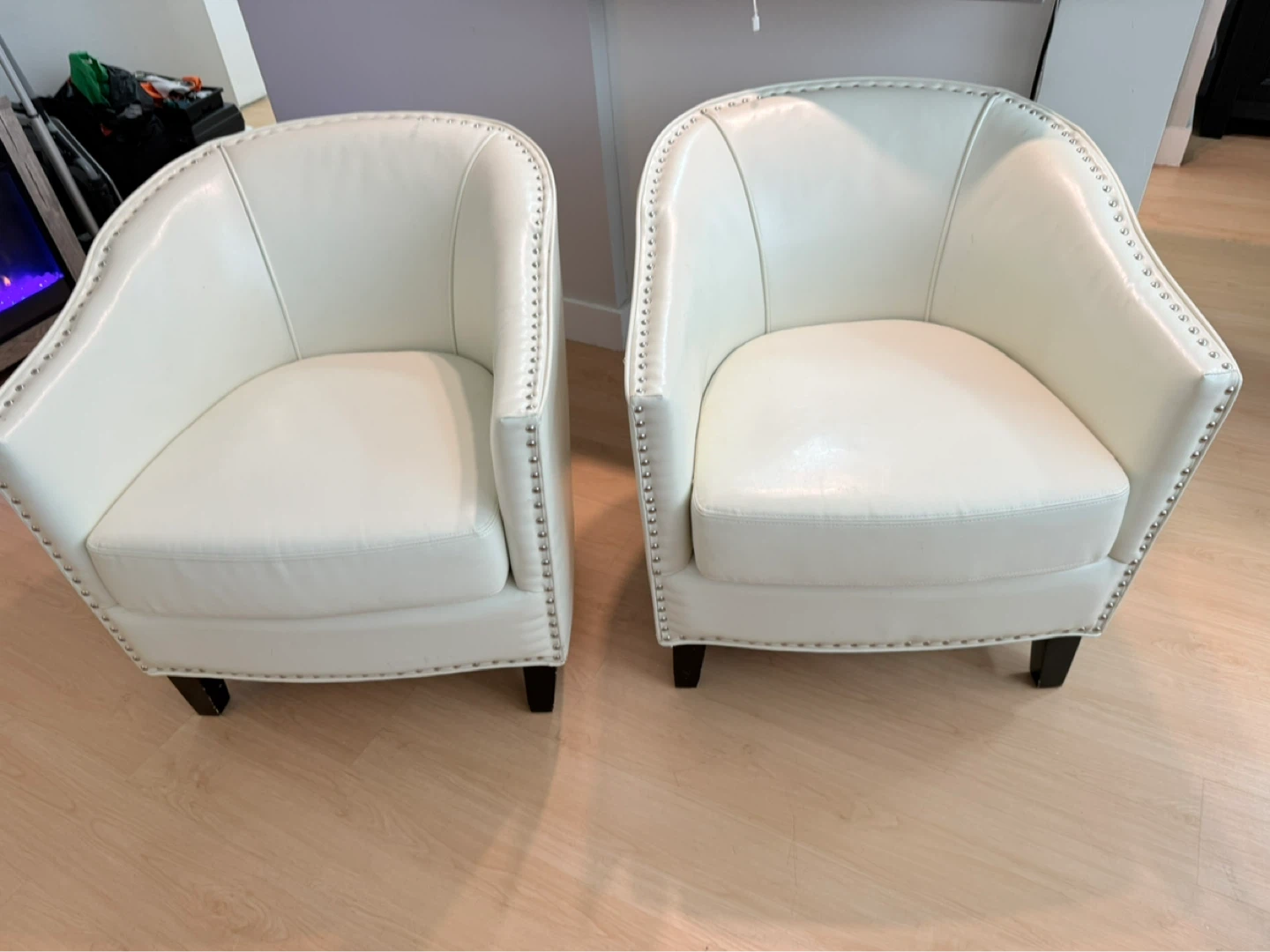 Set of 2 White Faux Leather Accent Chairs