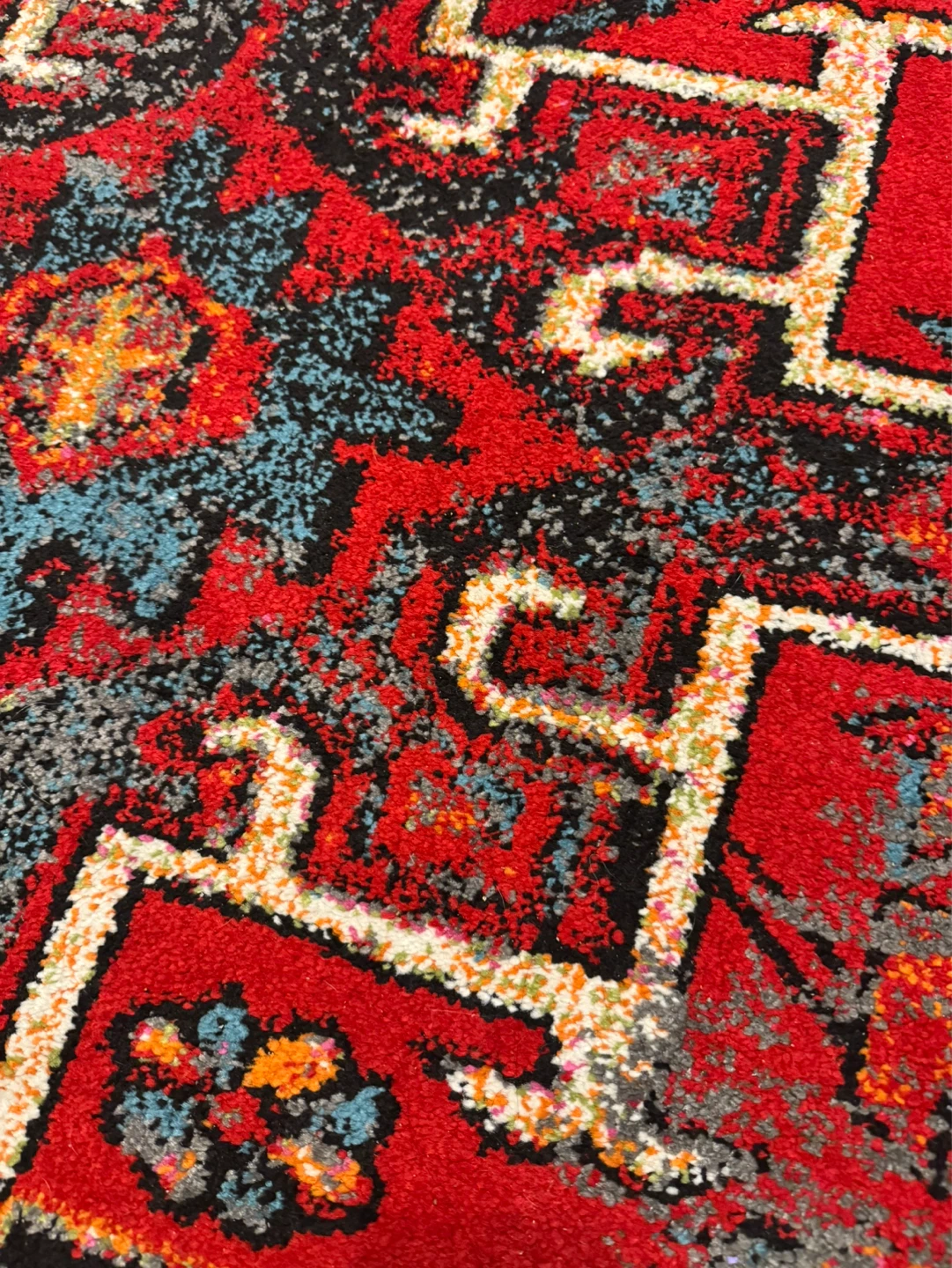 Safavieh 6’7”X9” Area Rug + Rug Pad - photo 2