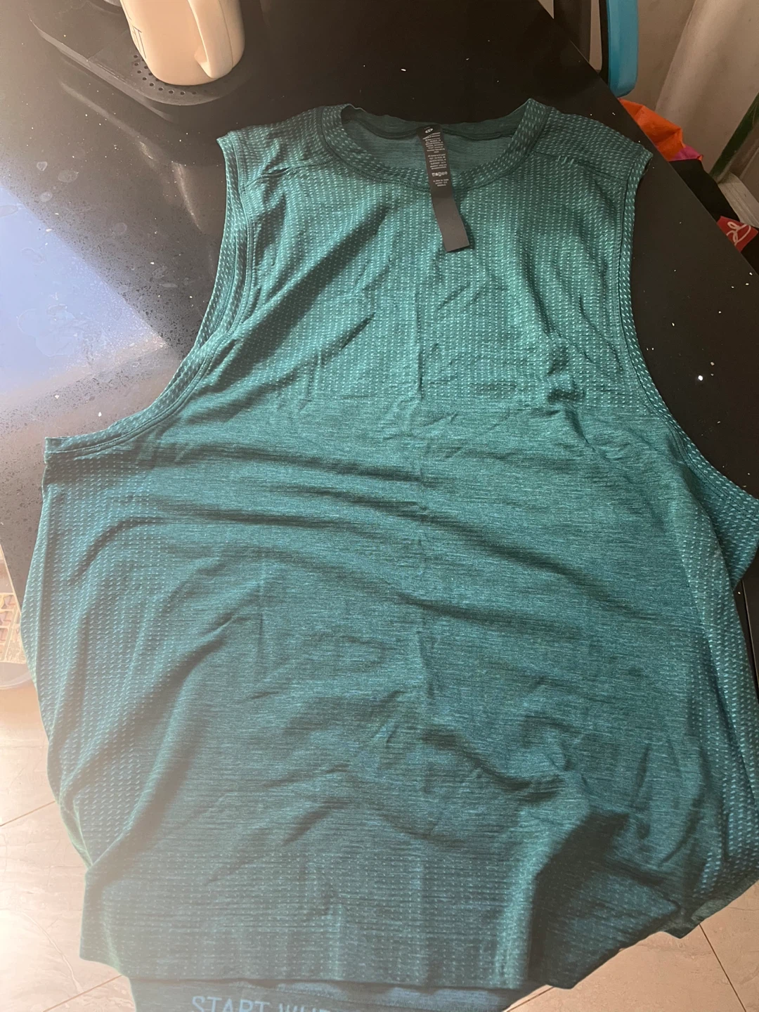 Lululemon Metal Vent Tech Sleeveless Shirt - Men's Large - Green