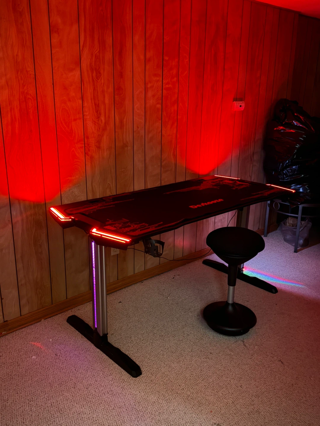 Deskooze RGB Gaming Desk Red Iron Legs with seat included - photo 2