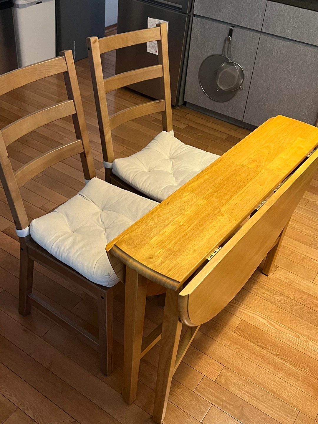 Drop Leaf Wooden Table 42” + Two Wooden Chairs with Cushions - photo 3