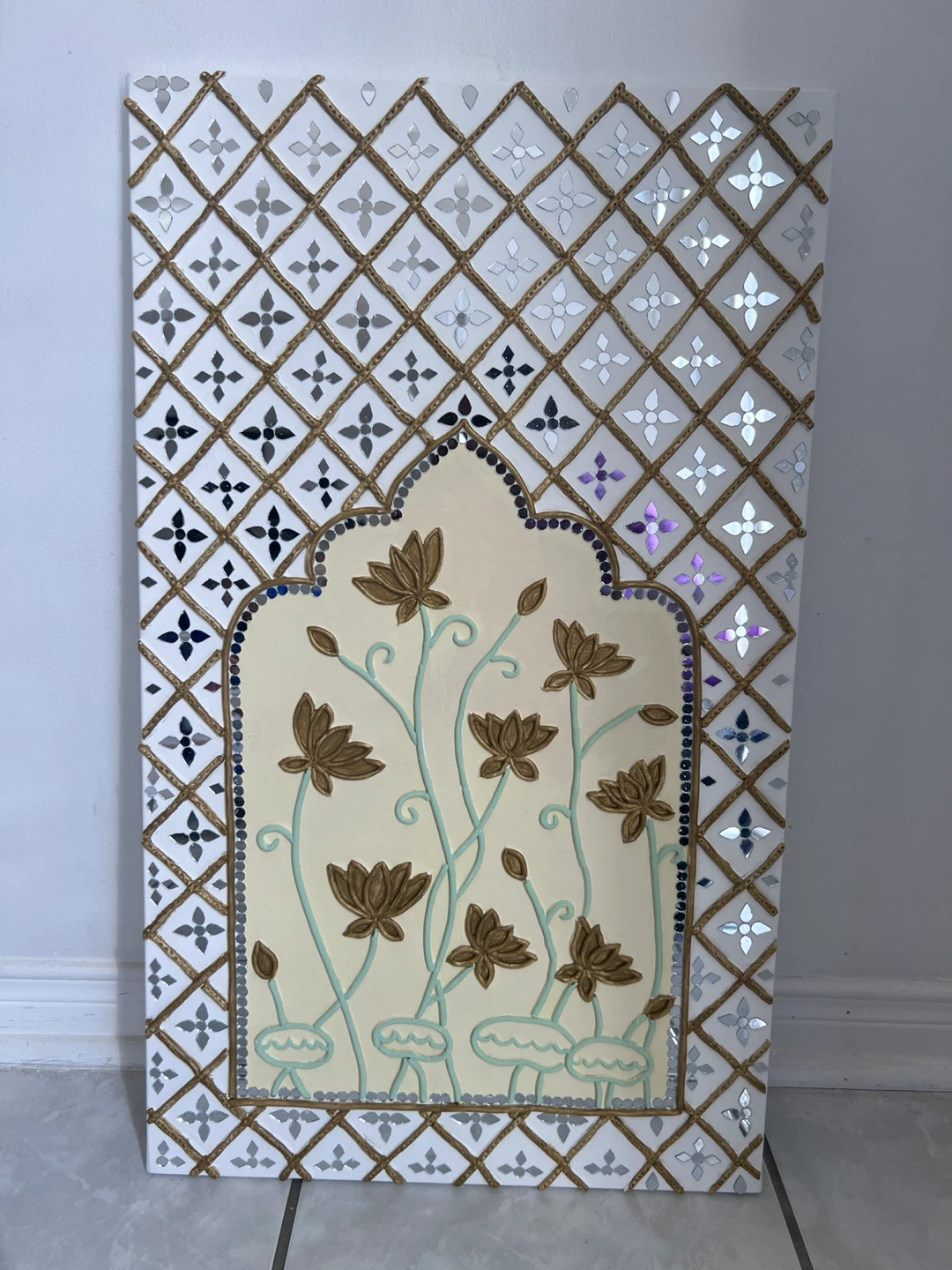 Lippan Art with Lotus Flower Design
