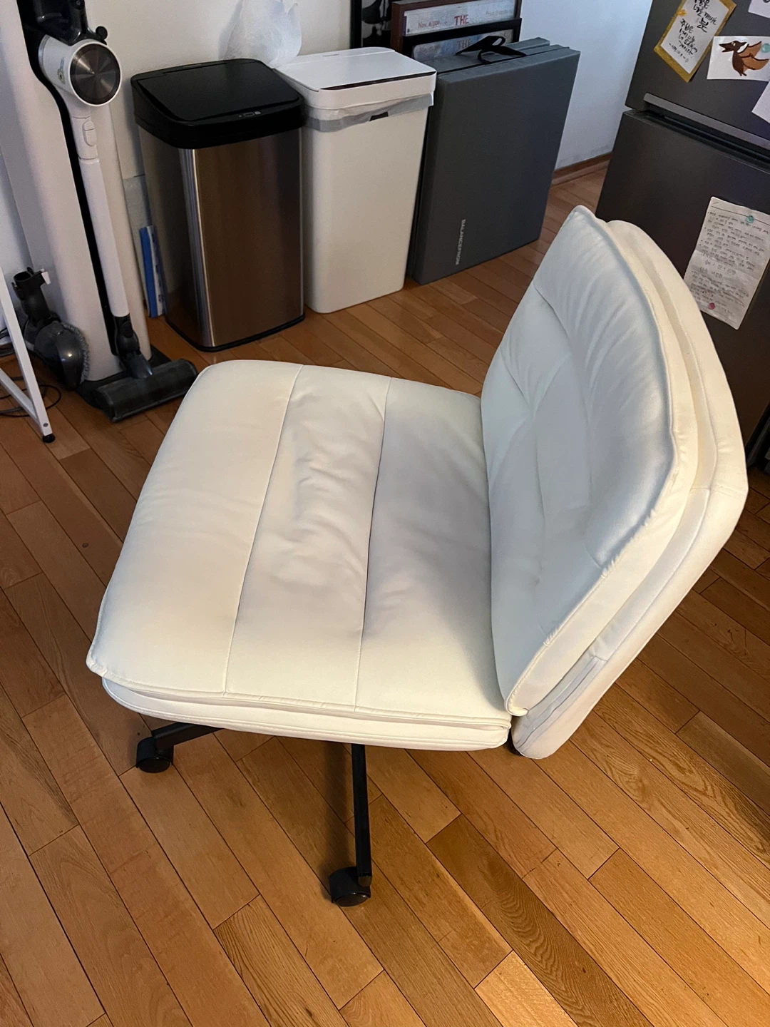 White Faux Leather Office Chair with Wheels