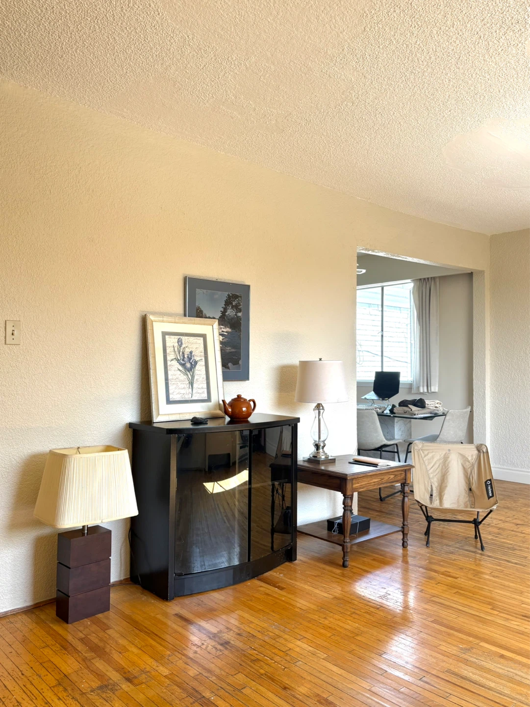 North Vancouver room rental