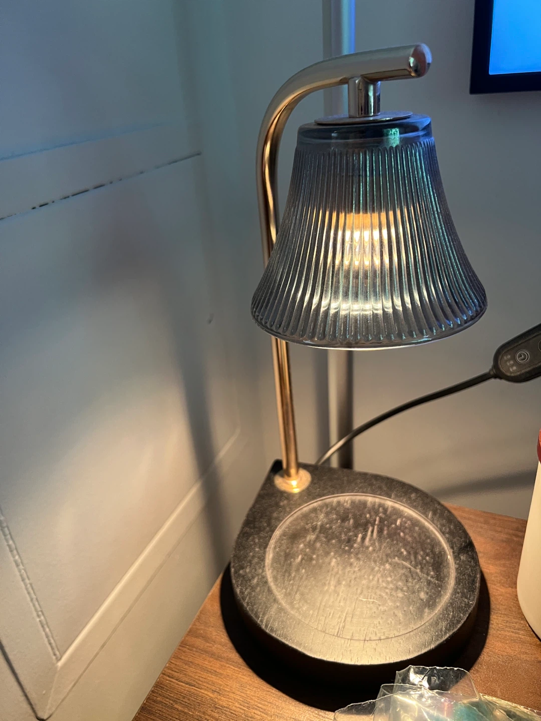 Electric Candle Warmer Lamp with Adjustable Settings - photo 2