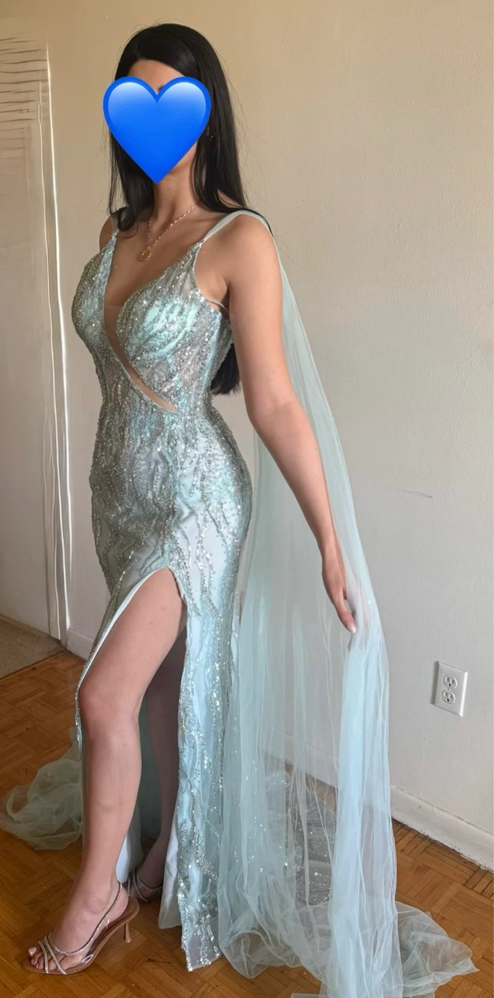 Sparkly Light Prom/Engagement Dress - photo 2