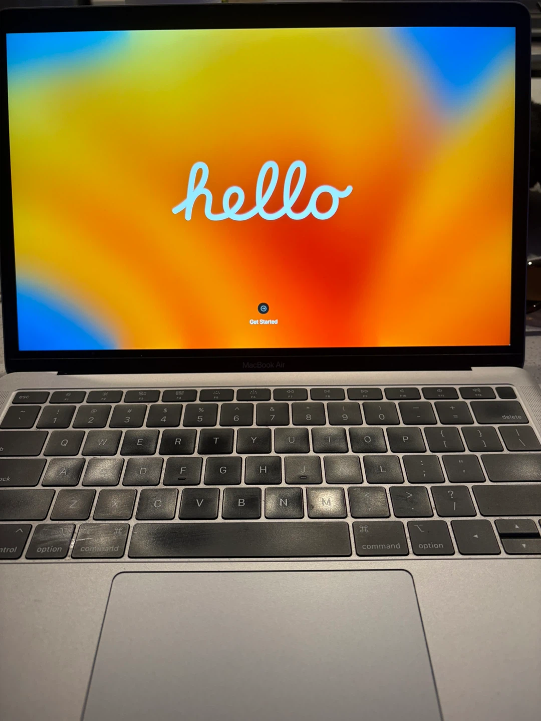 Apple MacBook Air Laptop 13” 2018