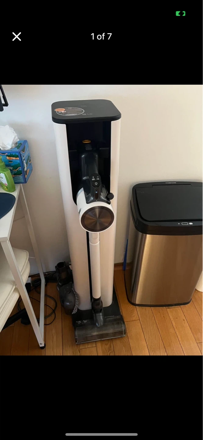 LG CordZero Vacuum with Auto Clean (all accessories included)