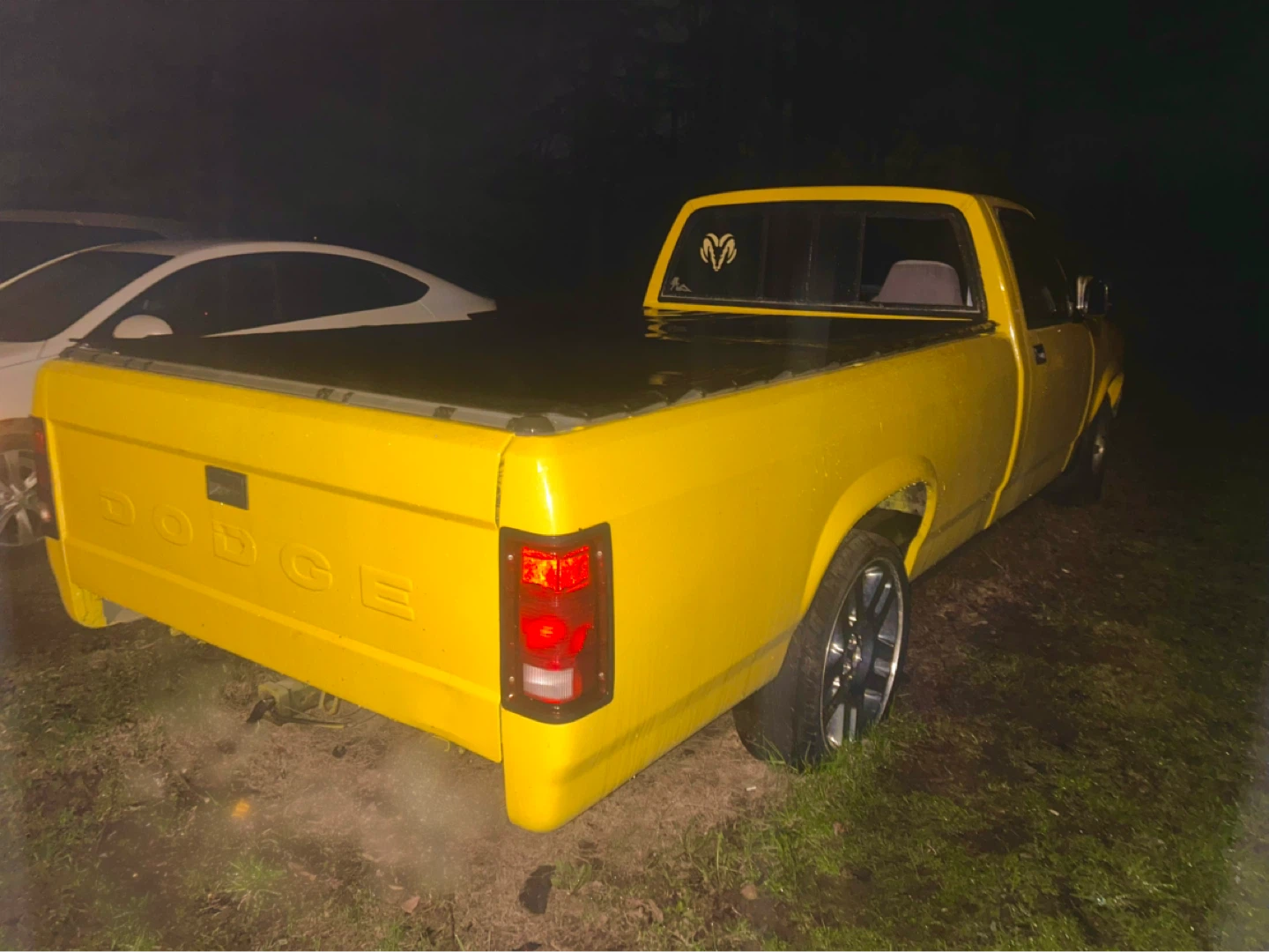 1988 Dodge Dakota Pickup Truck V6 Manual - photo 3