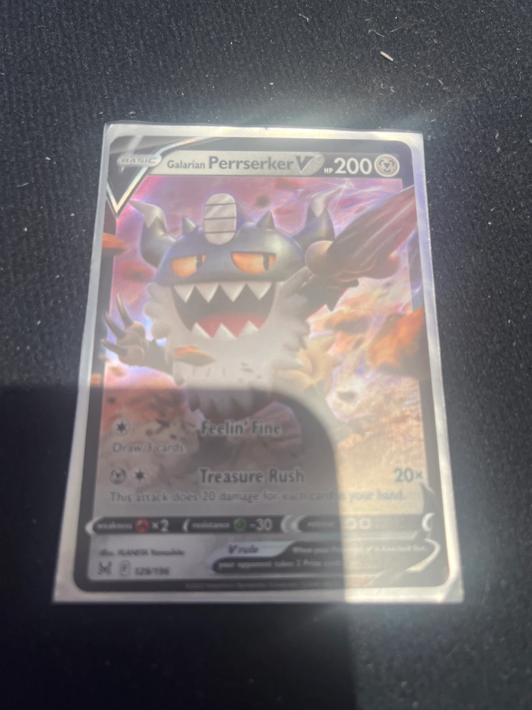 Pokémon TCG Galarian Perrserker V 129/196