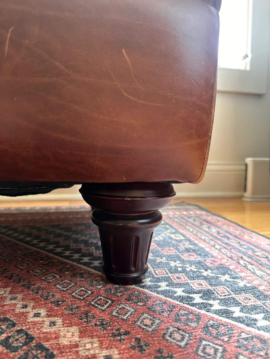Brown leather ottoman - photo 5