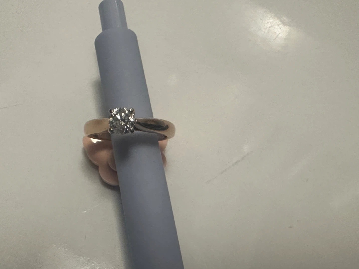Diamond solitaire ring, rose gold band - photo 4