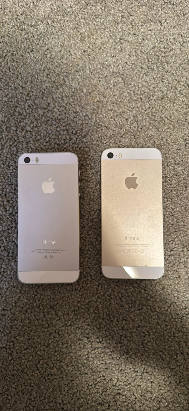 2 x Apple iPhone 5S - Gold & Silver - photo 2