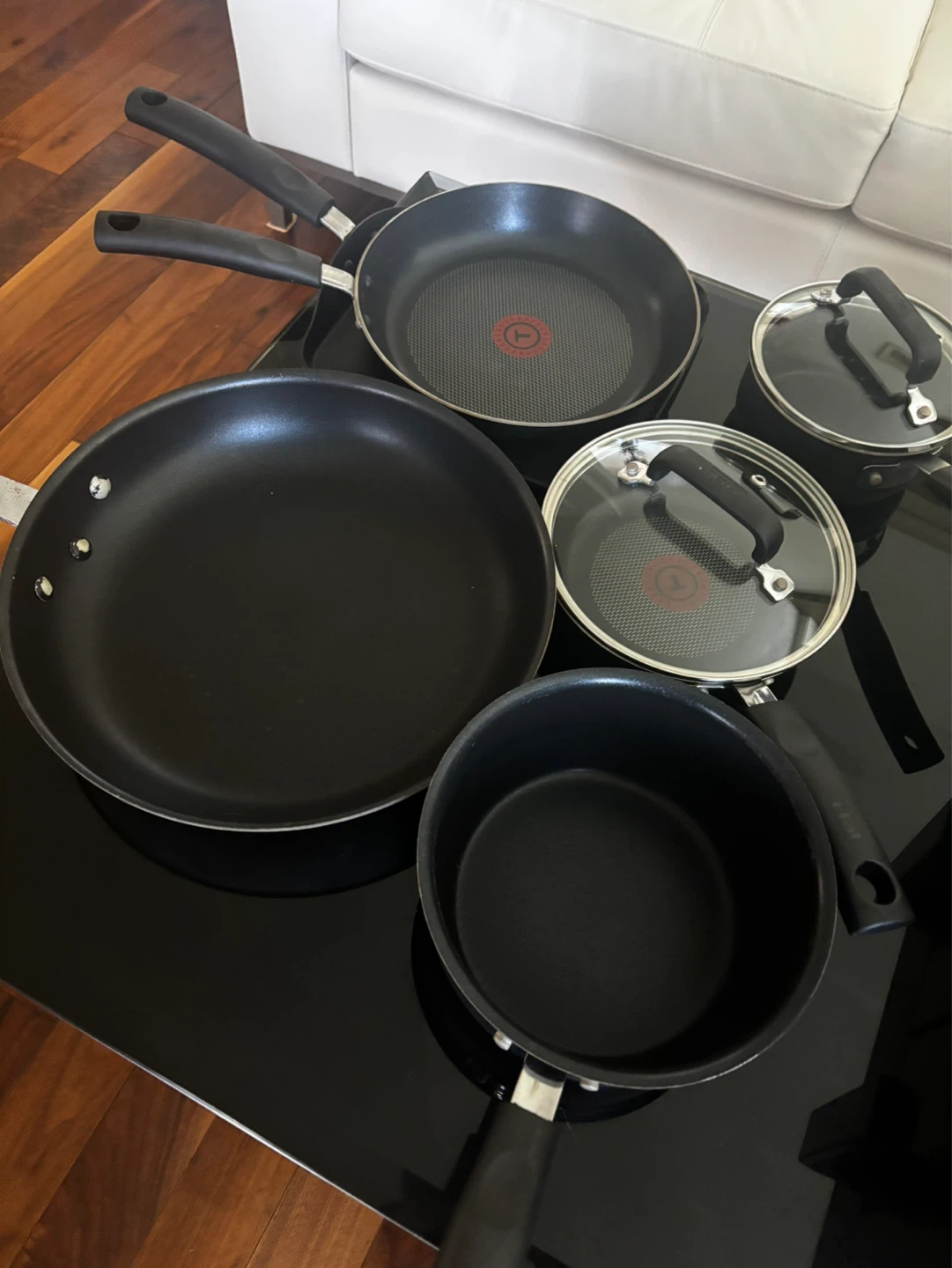 Cookware Set + utensils