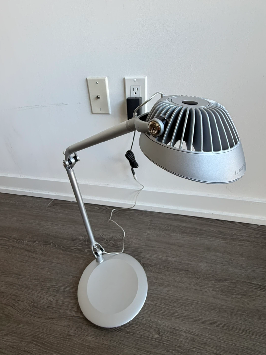 Humanscale Element Vision LED Desk Lamp in Silver - photo 2